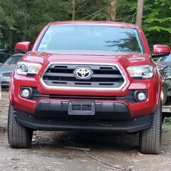 Toyota Tacoma grill