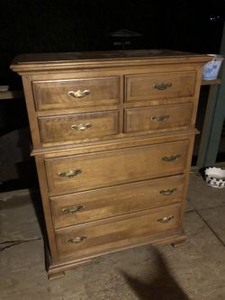 Dresser 