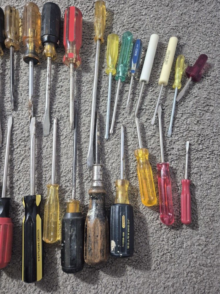 Screw Drivers