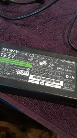 Sony laptop power supply 19.5 volt. VGP-ac19v10