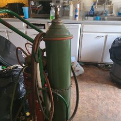 Oxygen assailant torch