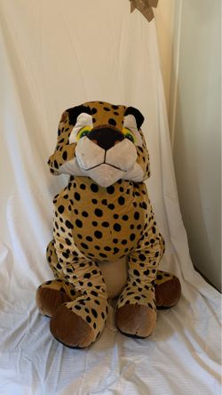 Giant stuffed leopard for kids