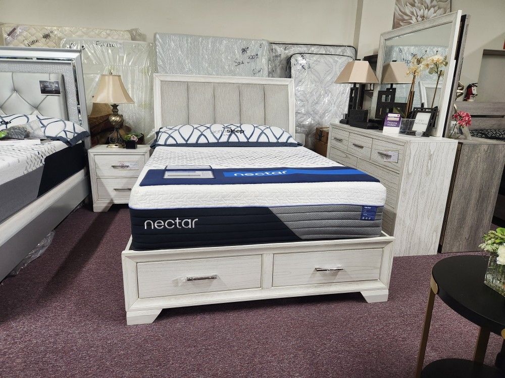 Queen Bedroom Set For Sale 