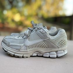 Nike Vomero 5 Women’s 7.5