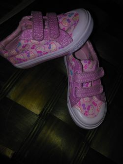 Hello Kitty keds