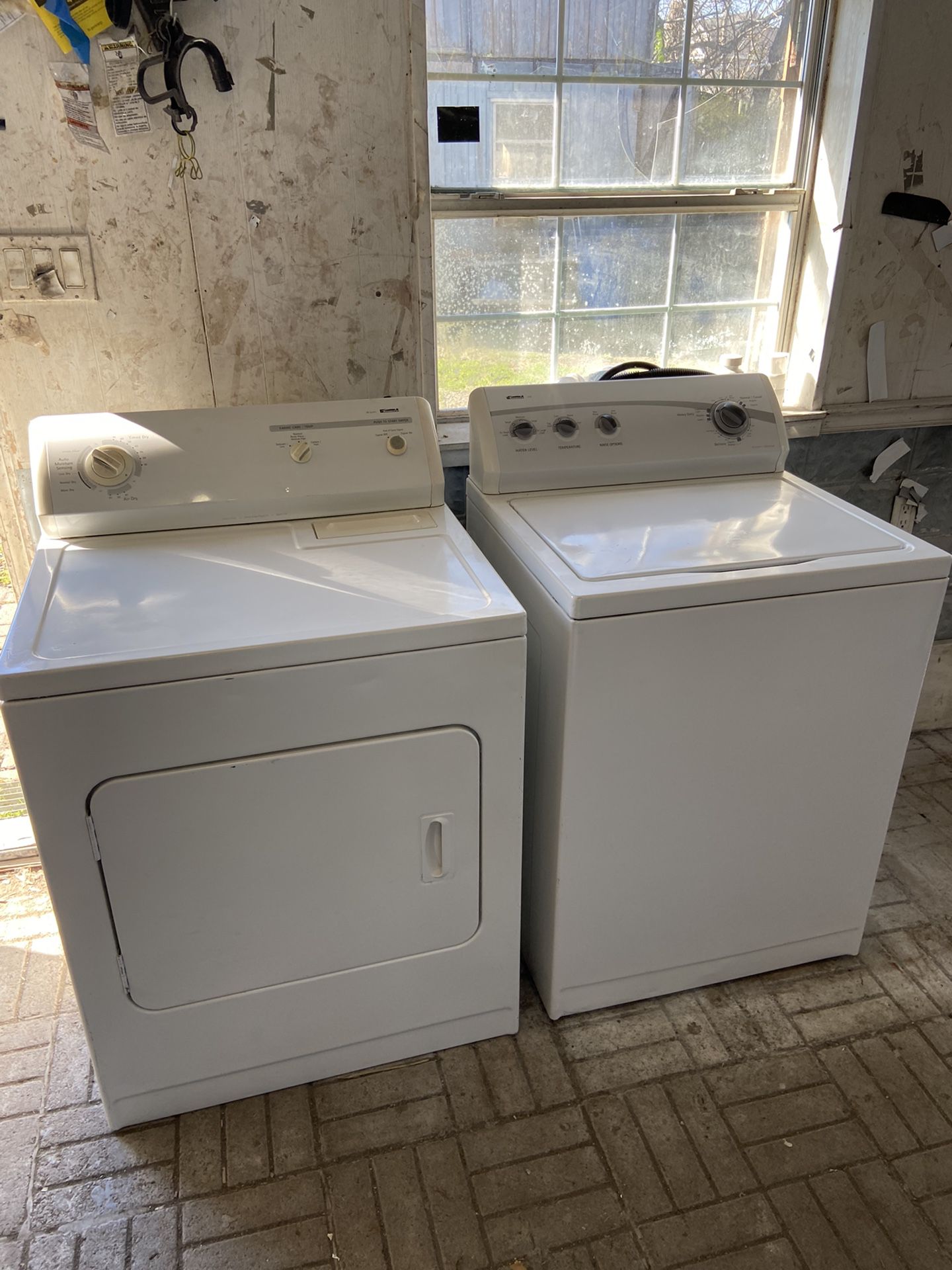 ILL RUN BOTH FOR YOU! KENMORE SUPER LOAD WASHER & KENMORE ELECTRIC DRYER SET! BOTH RUN LIKE NEW! NO ISSUES WITH EITHER! BOTH BEEN CLEANED IN & OUT! IM