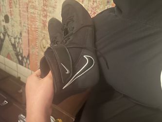 wrestling shoes nike