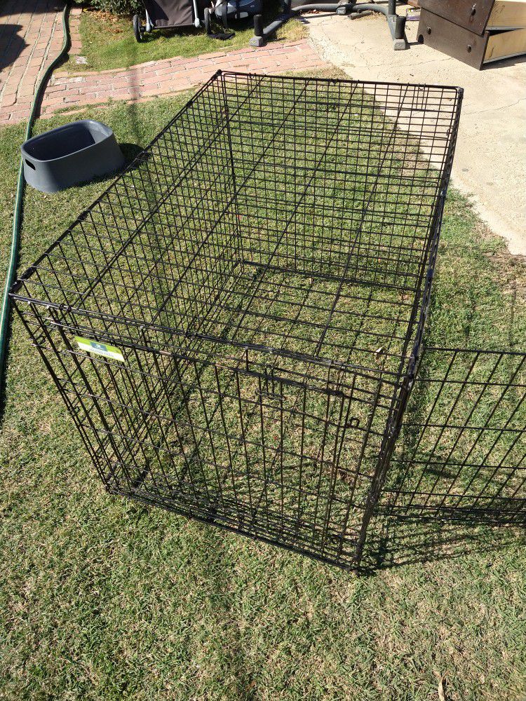 Large Dog Cage Portable $40