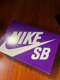Nike SB Dunk Low Pro "Light Carbon / Monarch”