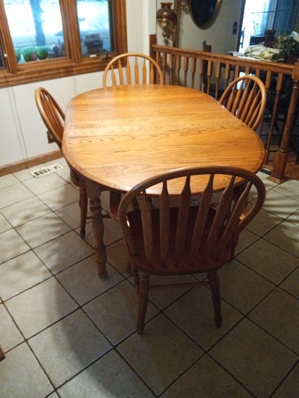 Oak Dining Room Table And Four Chairs