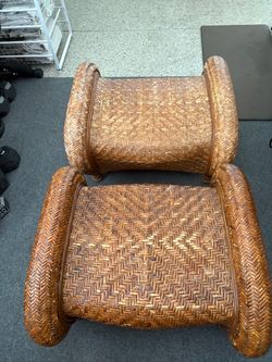 Pottery barn rattan ottoman