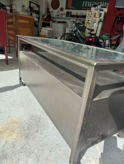 Metal Rolling Console Table