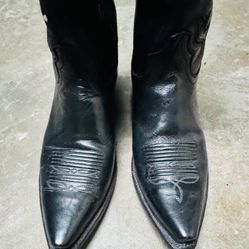 Women’s Black Leather Cowboy Boots