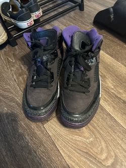 Jordan spizike black court purple