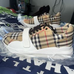 Burberry Regis Check Trainer Sneakers