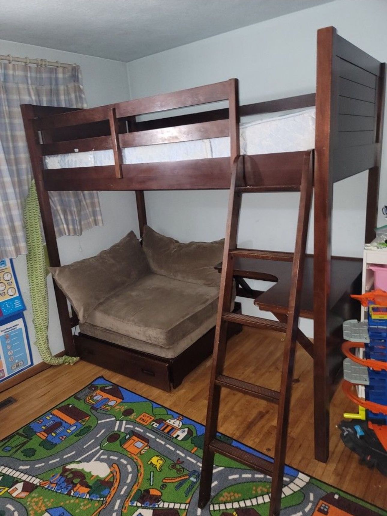 Universal Furniture Bunk Bed Twin Size $450 