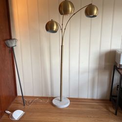 Tall lamp