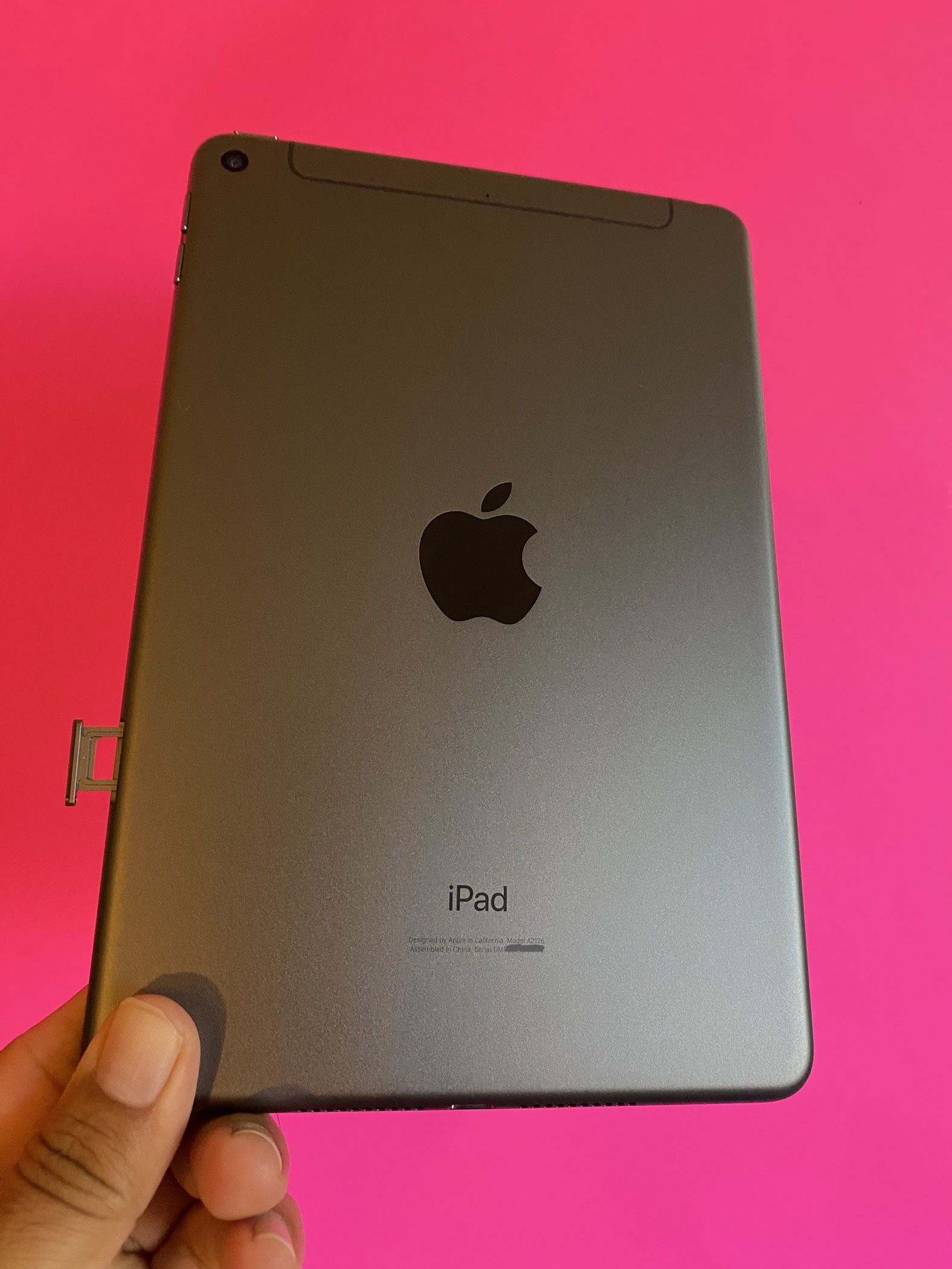 Apple IPad Mini 5/5th Generation Retina Touch ID IOS 15)Wifi