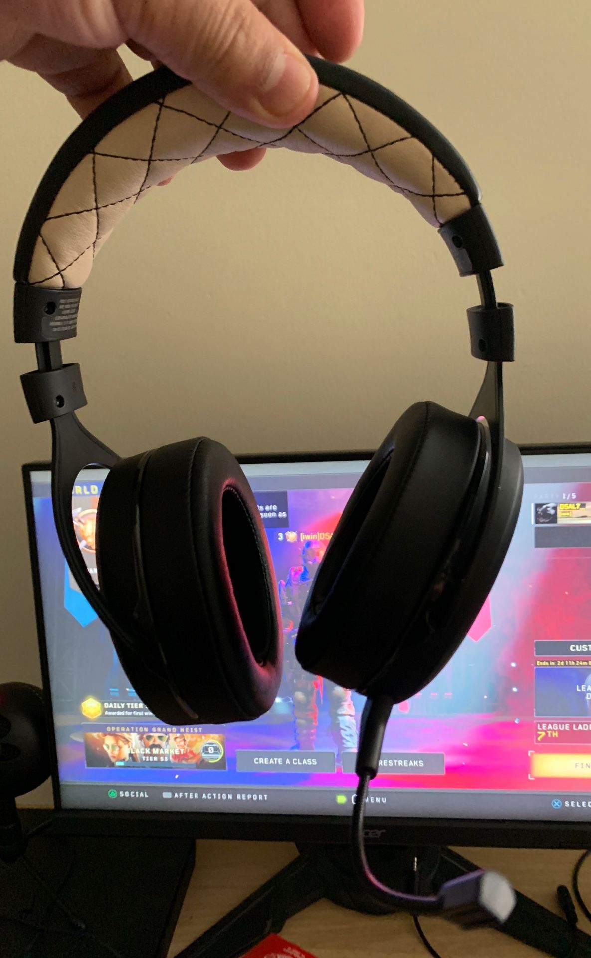 Corsair Gaming headset works for Ps4/ Pc