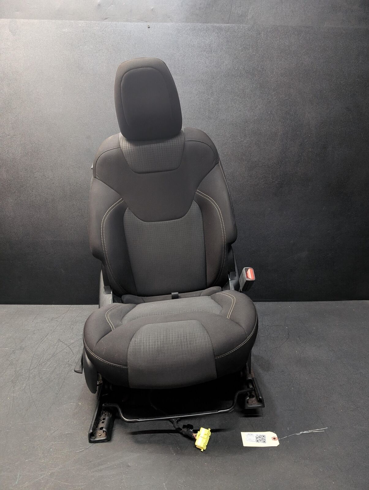 Front Right Seat Assy 2017 Jeep Cherokee 2015 2016 (J6743)