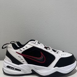 Nike Air Monarch (Size 7.5)