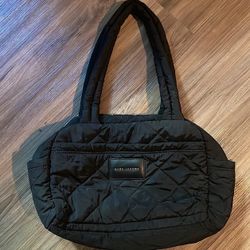 nylon marc jacobs purse 