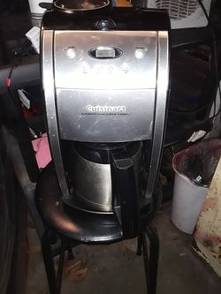 Coffee maker/grinder, Cuisinart, programmable