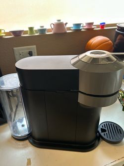 Lupe coffee maker