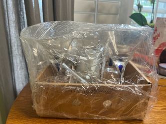 Martini Glass set  with shaker