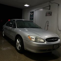 2001 Ford Taurus 