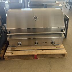 Delta Heat 38-Inch 3-Burner Built-In Natural Gas Grill - DHBQ38G-DN