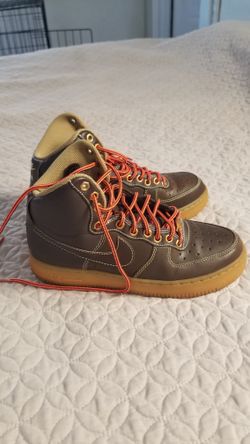 Woman Air Force 1