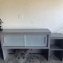 shelf/dresser 