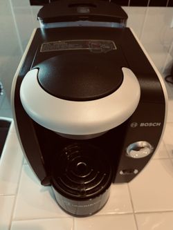 Bosch Tassimo Machine TAS 45 for Making Coffee Lattes Cappuccino Tea Hot Chocolate WORKS GREAT LIKE NEW for Sale in Murrieta CA OfferUp