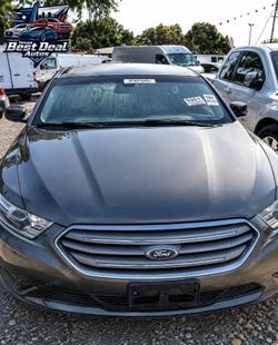 2014 Ford Taurus