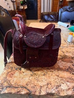 Horse saddle purse