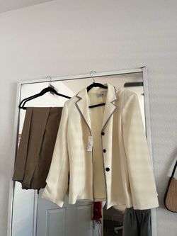 Women’s Blazer
