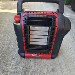 Portable Buddy 9,000 BTU Radiant Propane Space Heater - Red/Black MH9BX