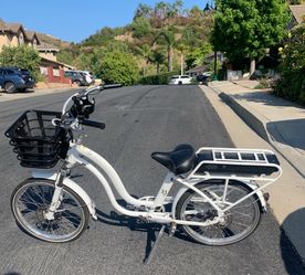 Electric Bike Co Beach Cruiser