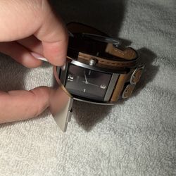 GUESS , Men Leather Bund Band Silver Rectangle Analog Quartz Watch 