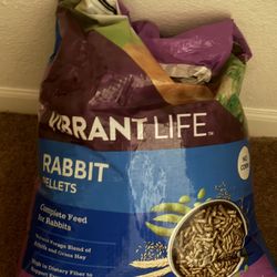 Rabbit / Bunny food