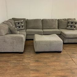 Sectional Couch 