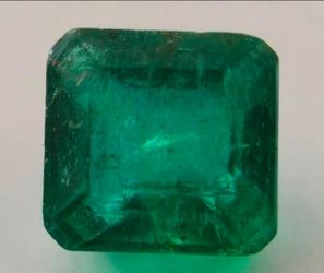 .95ct vivid green zombian Emerald AA quality