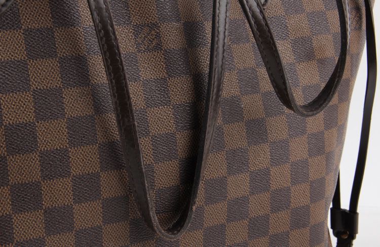 Louis Vuitton Neverfull MM Damier Ebene for Sale in Roswell, GA - OfferUp