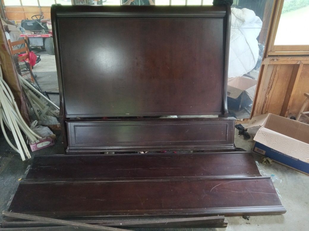 Queen Size Sleigh Bed Frame