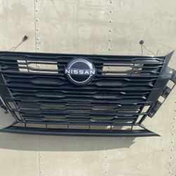 2023-2025  Nissan Altima Front Grille