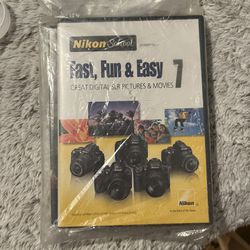 Nikkon D3200 + Lens ( DRX Nikkon 55-300mm)