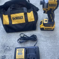 DEWALT  ATOMIC 20V MAX Lithium-Ion Cordless 1/4 in. Brushless Impact Driver Kit, 5 Ah Battery, Charger, and Bag