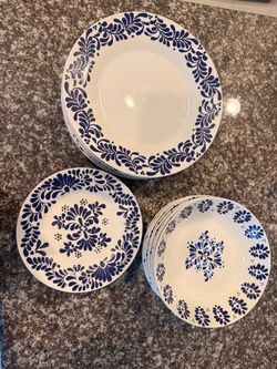 Blue and White Floral Ceramic Plate Set