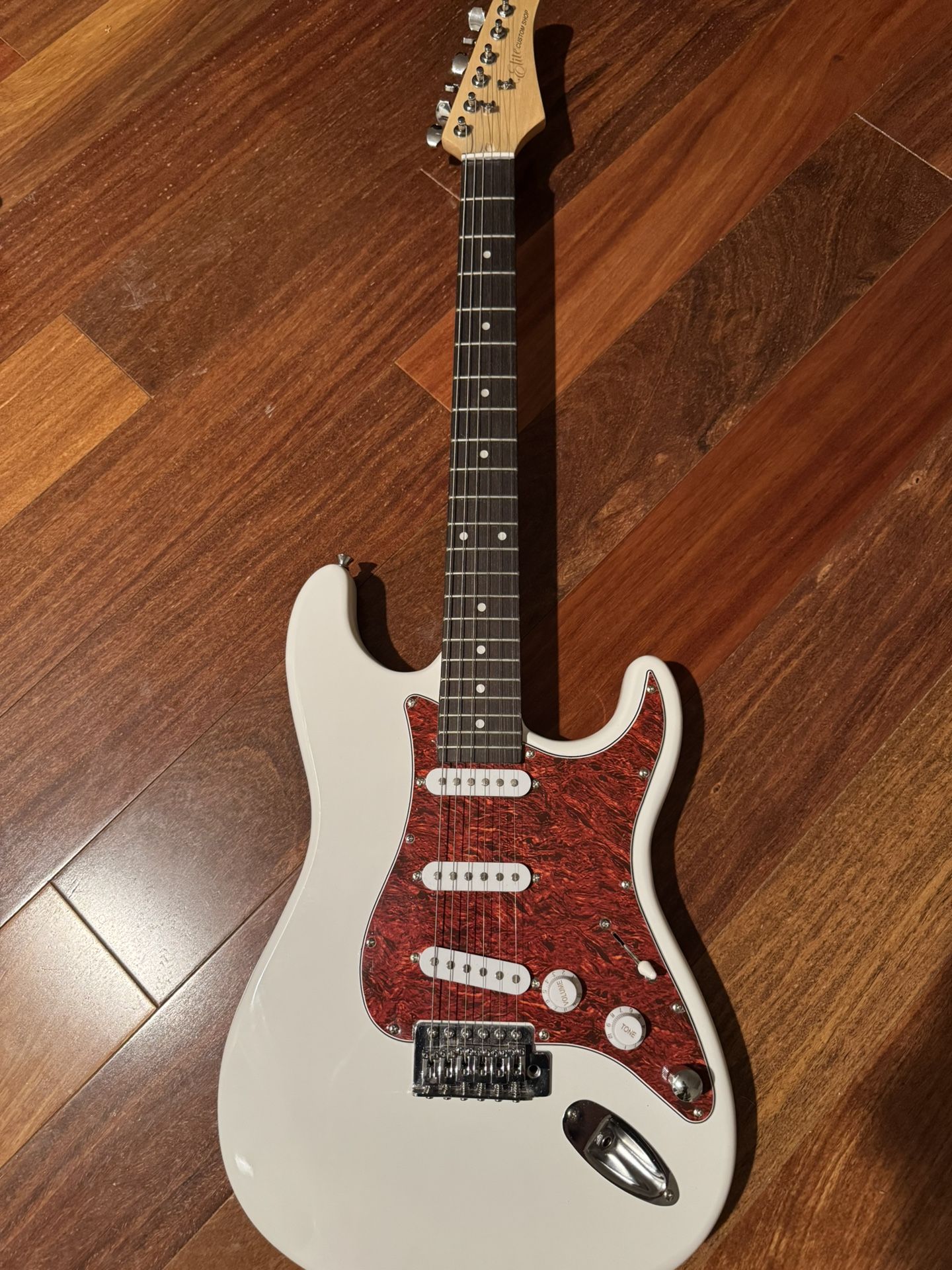 Elite Strat Electric Guitar With Dan Armstrong Factory Mod